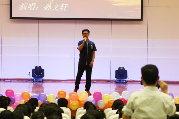 我校第五届校园金话筒主持人大赛颁奖晚会圆满落幕
