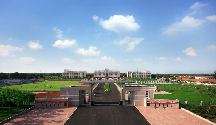 校园全景.jpg 校园全景.jpg