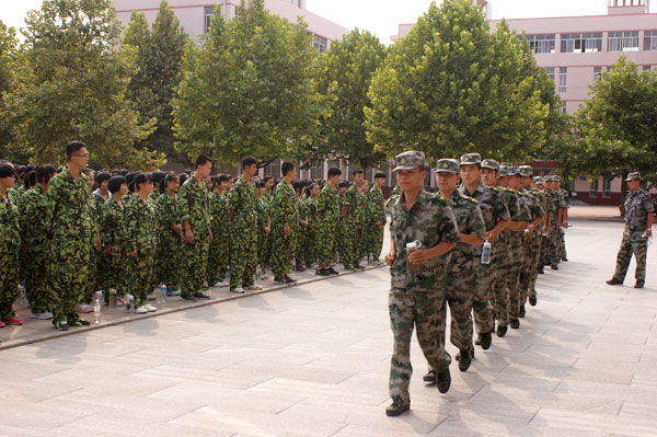 我校2013级“感谢有你”毕业典礼